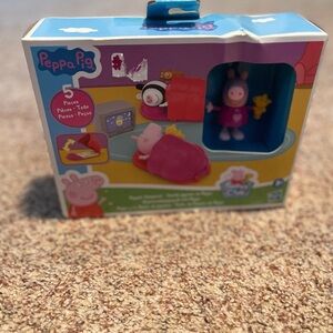 Peppa Pig Playset with Pink and Yellow Characters